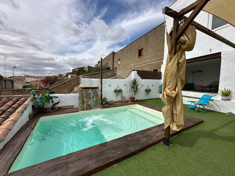 Foto c72f33c4-8e07-48ac-88c6-00218c2f90e6. Casa amb piscina a Alange
