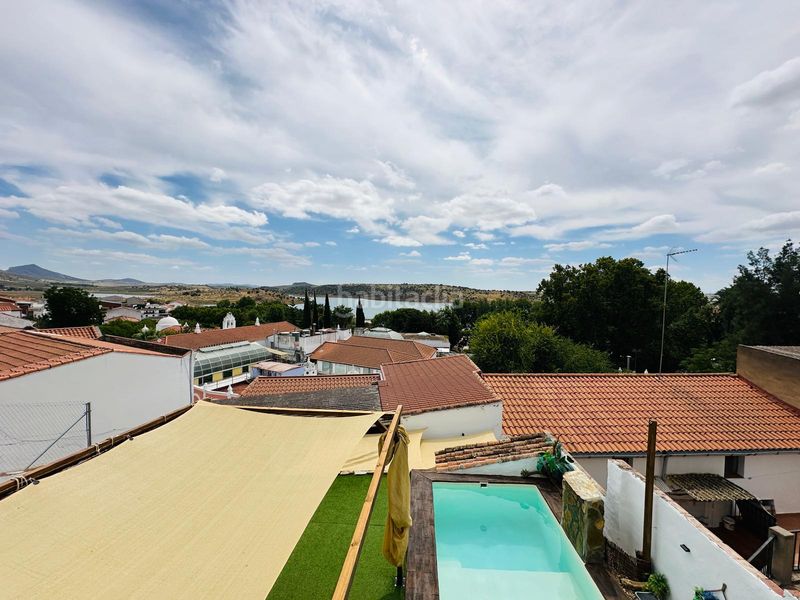Foto fc7ee8d3-bcbd-492b-91b3-de7a0ea2ef64. Casa amb piscina a Alange