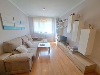 Apartment in Ruta de la Plata. Piso en junquillo