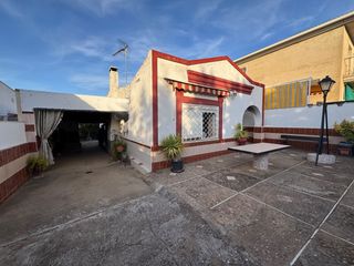 Fondo rustico in Este. Casa en venta en el vivero
