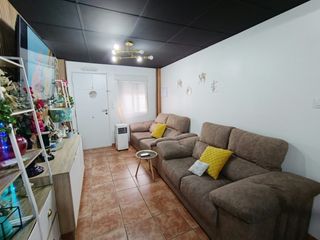 Casa a schiera in Casar de Cáceres. Casa en venta en el casar