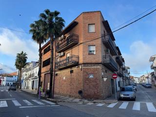 Pis a Herrera del Duque. Casabanco vende  piso de tres dormitorios en herrera del duque.