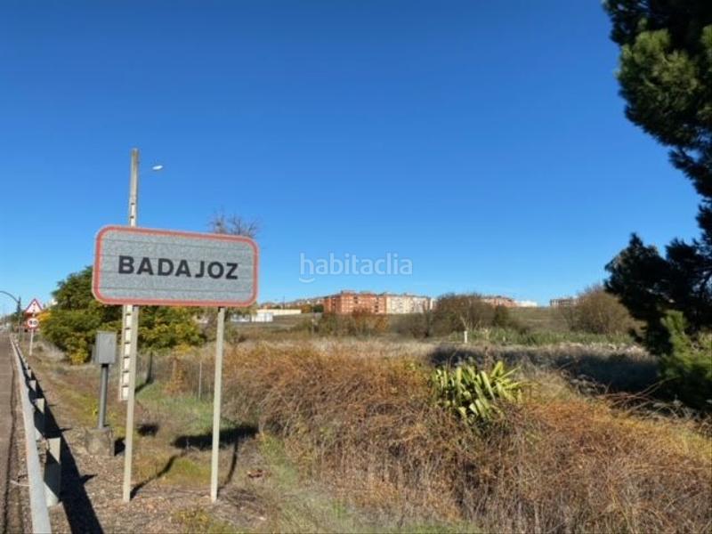 Foto a6a6d2a2-1a09-41a7-860a-9900a822c0e2. Wohngrundstück in Carretera de Sevilla - Los Montitos Badajoz