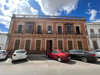 Masia a Azuaga. Casabanco vende casona en azuaga.