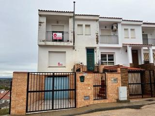 Maison jumelée à Aliseda. Casabanco vende  vivienda adosada en aliseda.