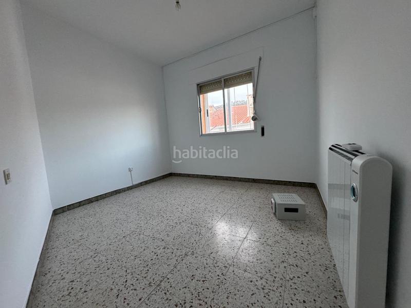 Foto af3e061f-eee0-457a-adba-a089022d1f24. Country house in Serradilla