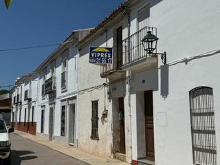 Country house in Malcocinado. Casabanco vende casa de pueblo en malcocinado