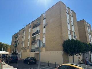 Appartement à Oeste. Casabanco vende piso de tres dormitorios en mérida.