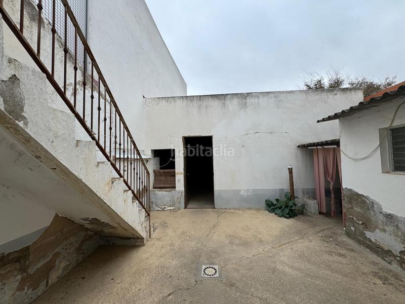 Foto 00de8a20-b08c-41bb-9d56-a8a8548e2c1d. Masia amb aparcament a Haba (La)