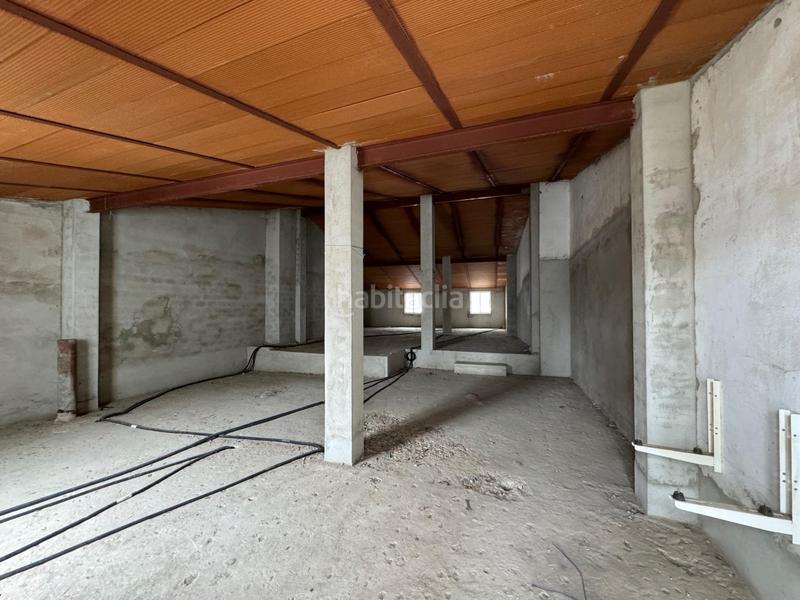 Foto 0ef94407-b725-44e7-b810-3d85d2838cb2. Masia amb aparcament a Haba (La)