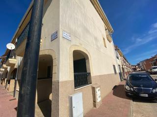 Maison jumelée à Montehermoso. Casabanco vende viviena adosada en montehermoso.