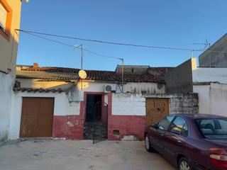 Mas à Almoharín. Casabanco vende casa  en almoharin