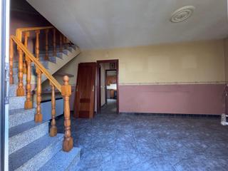 Mas à Madroñera. Casabanco  vende casa  de tres dormitorios en madroñera
