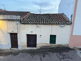 Masia a Alange. Casabanco vende vivienda en alange.