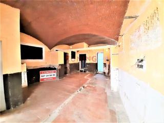 Local Comercial a Barrio nuevo 3. Inmueble ideal para conversión en vivienda.oportunidad!!!.