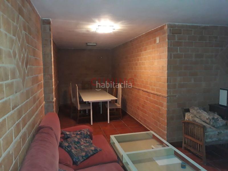 Foto 3a4f43ab-b0e2-485c-9756-67fd6258062e. Chalet  independiente zona la sierrilla. en Cáceres