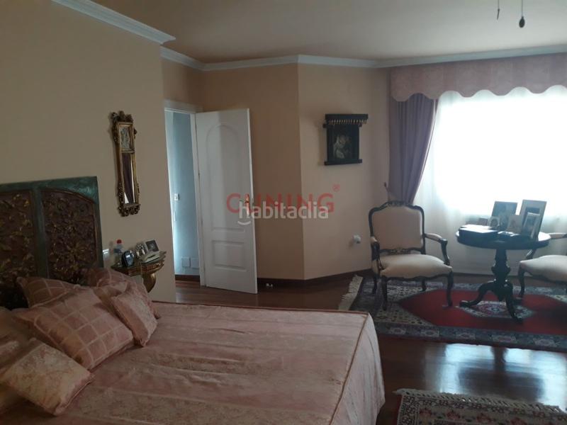 Foto 4117d620-2961-4961-9a0c-e64b55c6f112. Chalet  independiente zona la sierrilla. en Cáceres