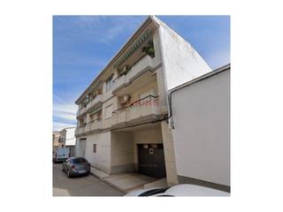 Appartement  N/a. Venta de piso situado en la localidad de arroyo de la luz, cácer