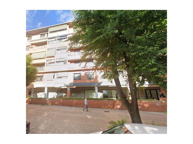 Foto 5c159c6f-077c-455b-b819-b8418ece6bf3. Rent business premise in Centro Cáceres