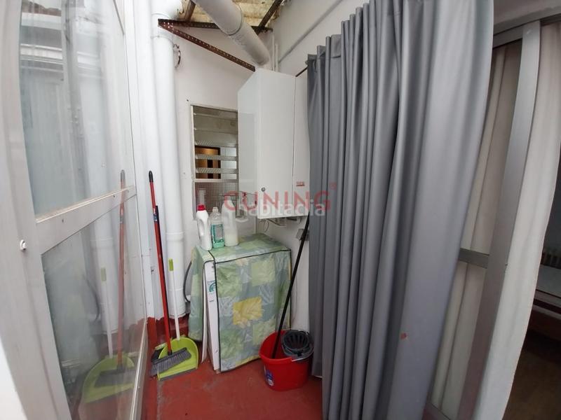 Foto cfb54be7-96a7-4f4c-a4a4-03b8d1d14e03. Alquiler piso oportunidad estudiantes. vivienda en alquiler situada en el Centro , consta de 3 habitaciones,1 baño, cocina y salón. id en Cáceres