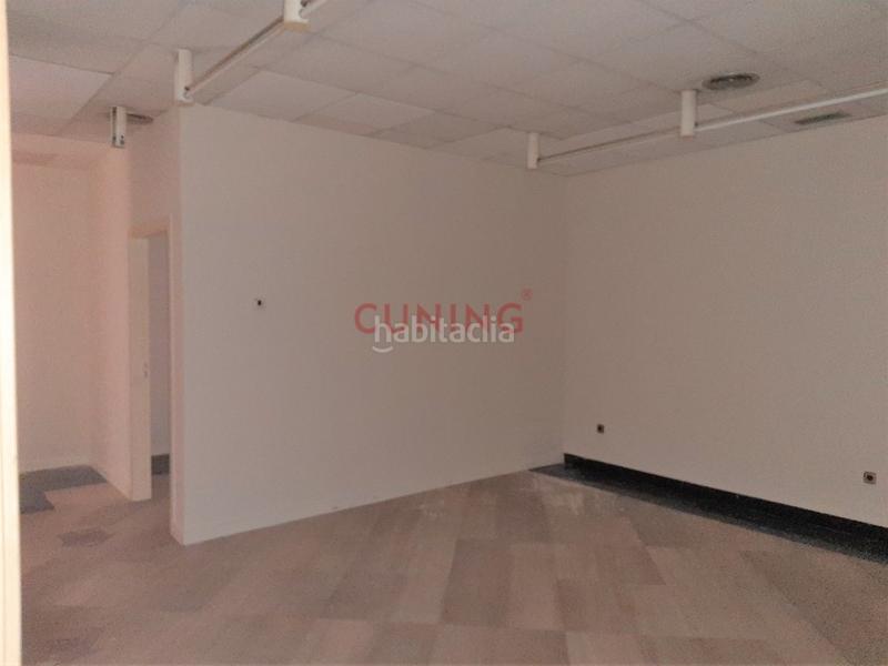 Foto f7445808-024f-42e1-9614-83ec668b1109. Rent business premise in Centro Cáceres