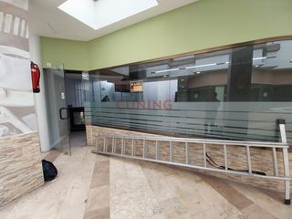 Local Comercial  Avenida espa�a. Venta de local comercial situado en la galer�a comercial de c�no
