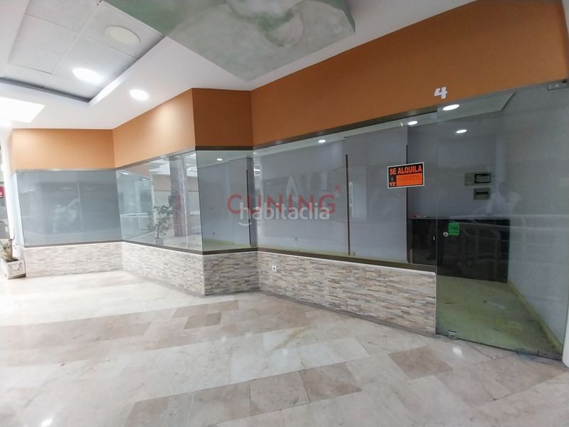 Foto 496997af-3db9-451d-9ddc-9e17dba19a45. Local comercial a Centro Cáceres