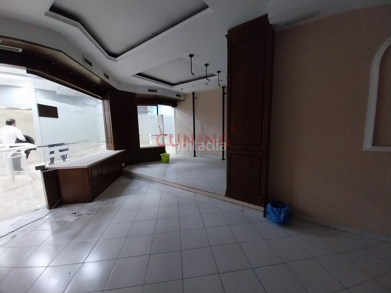 Foto a5438e14-b481-4799-86ce-48a1a6695720. Local comercial a Centro Cáceres