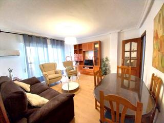 Location Appartement  N/a. Alquiler de piso situado en ronda san francisco.