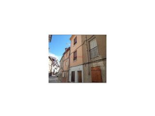 Casa a schiera  Calle el agua. Casa adosada con 4 habitaciones en la provincia de c�ceres, en e