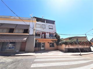 Local Comercial en Avenida de la constituci�n 33. Venta de local situado en la localidad de zorita  c�ceres.