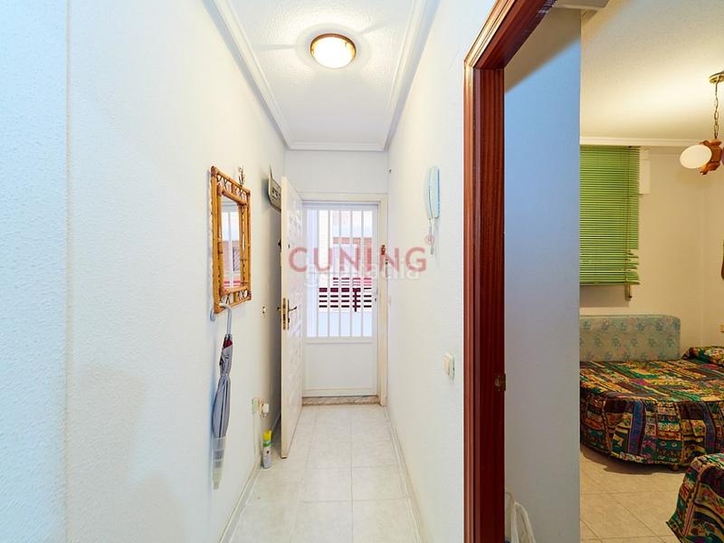 Foto 54947128-218d-42e7-8091-873722c58b09. Piso venta de apartamento , alicante, situado en un residencial con piscina comunitaria. en Torrevieja
