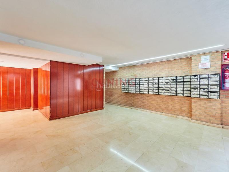 Foto edc2a8d1-6aae-4891-91dd-81902fab376f. Piso venta de apartamento , alicante, situado en un residencial con piscina comunitaria. en Torrevieja