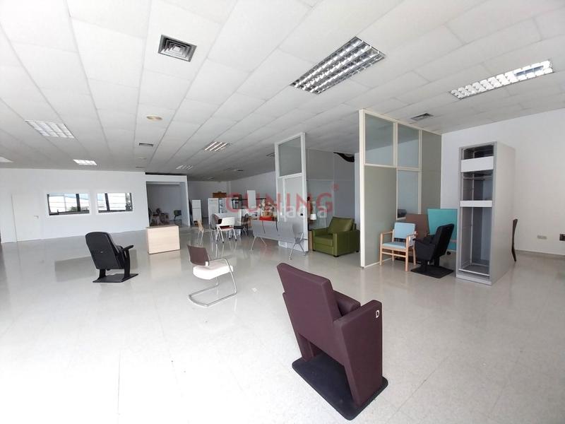 Foto 74a6ca70-0e68-4893-97bb-3051d94b73a7. Alquiler local comercial alquiler de oficina situada en el polígono industrial las capellanías. en Cáceres