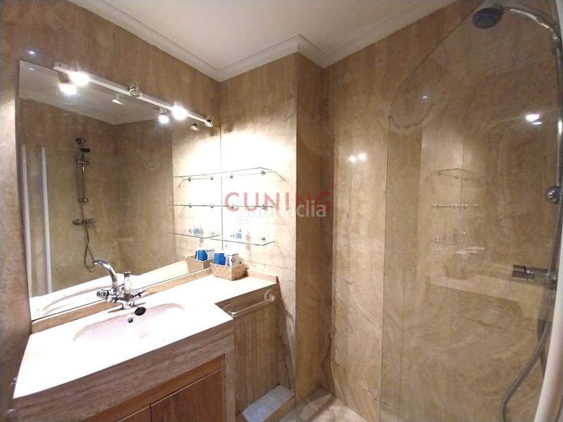 Foto 770f1ef0-fe84-4a9b-86d7-1f2d43b23b3d. Alquiler piso alquiler de piso con plaza de garaje situado en un residencial con piscina comunitaria, zona Centro. en Cáceres