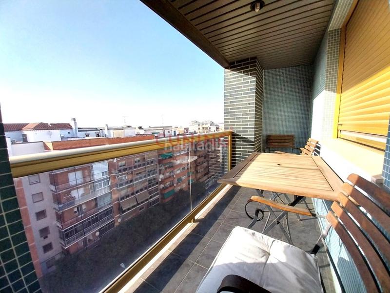 Foto 4b690f4a-a2b5-4e42-a8be-9fb61987ef84. Location appartement avec parking piscine dans Centro Cáceres