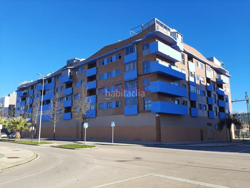 Foto a2e20dde-cf23-4260-903d-b8634e2105c3. Apartamento venta de apartamento situado en casaplata con garaje, trastero y piscina comunitaria. en Cáceres