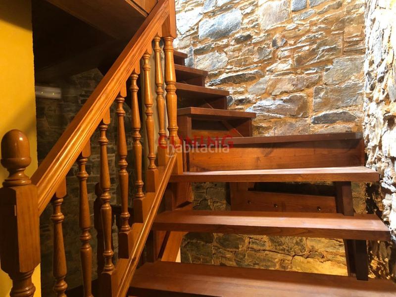 Foto 14530a82-0dc6-4822-9581-6ee882956a39. Casa venta de casa rural situada en la localidad de el , las hurdes en Ladrillar