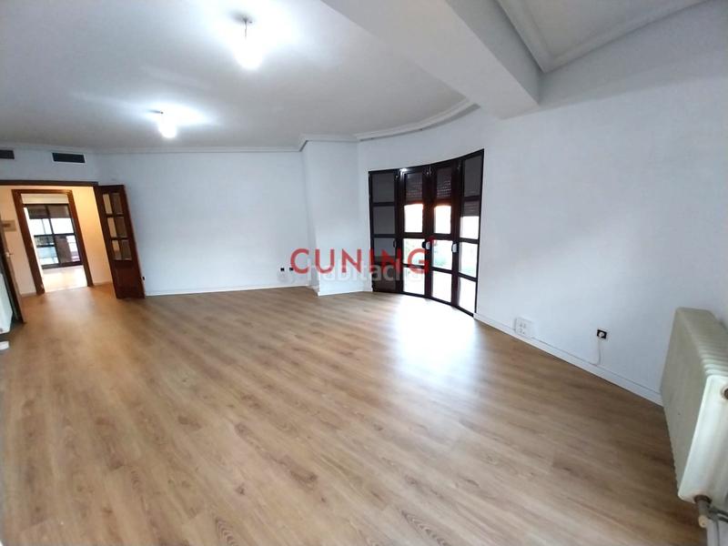 Foto 23b98791-2f98-449e-a539-b650ad967560. Appartamento con parcheggio in Ruta de la Plata Cáceres