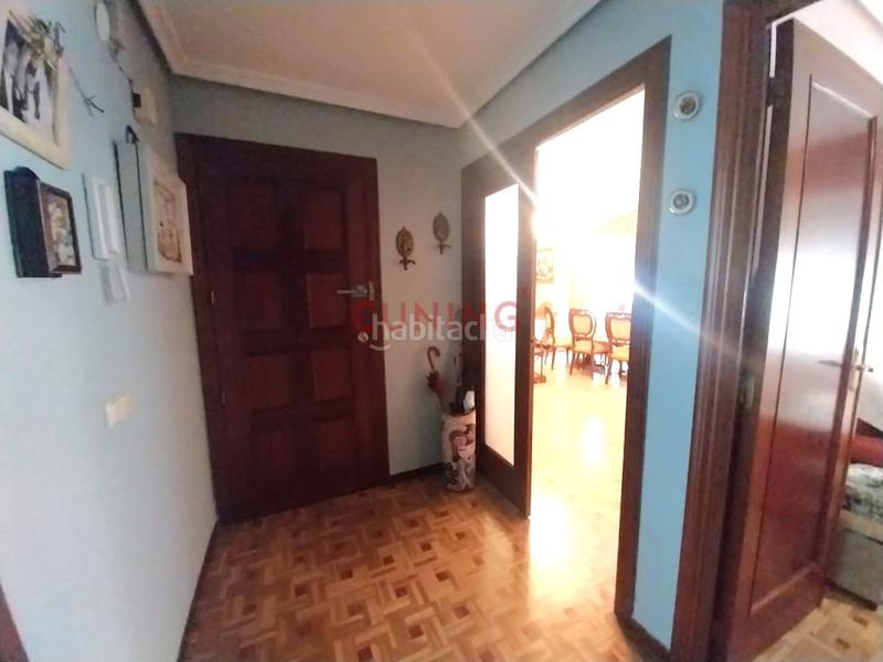 Foto 12c3a46d-122a-483a-bab7-492f90a81496. Flat with heating parking in Centro Cáceres