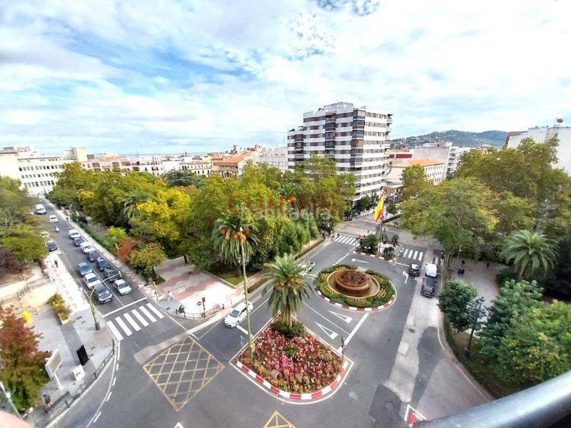 Foto ca5f0a80-3091-4888-8dab-cd7998f38139. Pis amb aparcament a Centro Cáceres