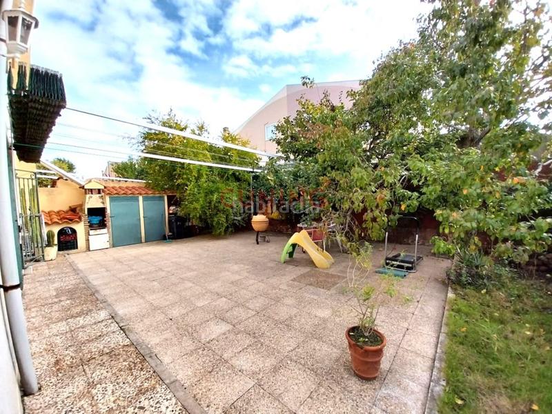 Foto cef53792-7289-4525-bd32-72dd9bb7f462. Chalet con parcheggio in Ruta de la Plata Cáceres