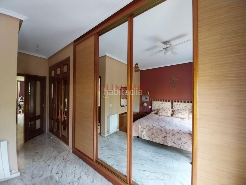 Foto f91b0c3c-09c5-4ac4-9eef-cf34324cdc2e. Chalet con parcheggio in Ruta de la Plata Cáceres