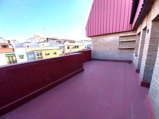 Àtic  Calle santa joaquina vedruna. Venta de ático con plaza de garaje situado en zona centro.