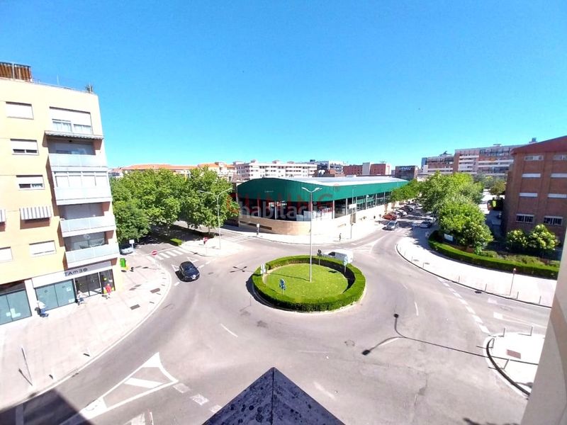 Foto e8455d86-b79b-4fd2-be41-b8262e18a6a7. Pis amb aparcament piscina a Centro Cáceres