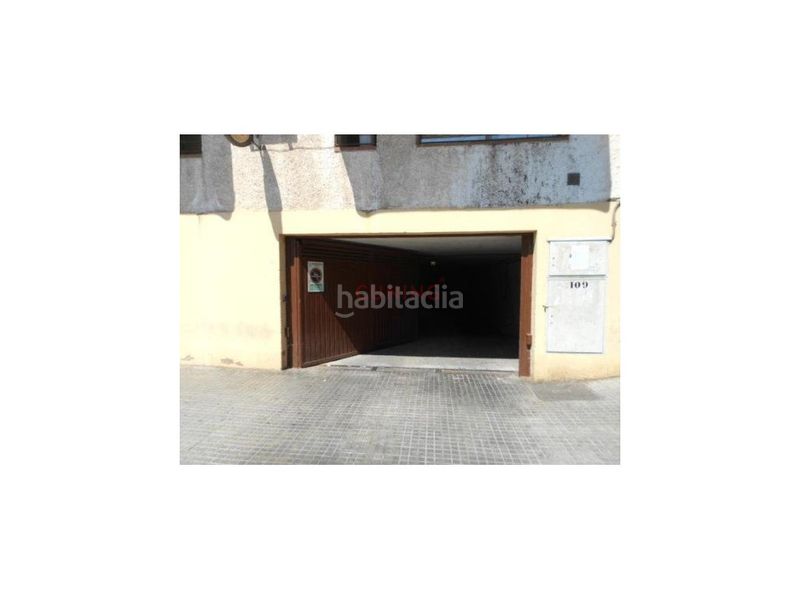 Foto 7576076a-39ce-403b-aa0a-511a0e9bdbb7. Aparcament cotxe a La Cañada - Aldea Moret Cáceres