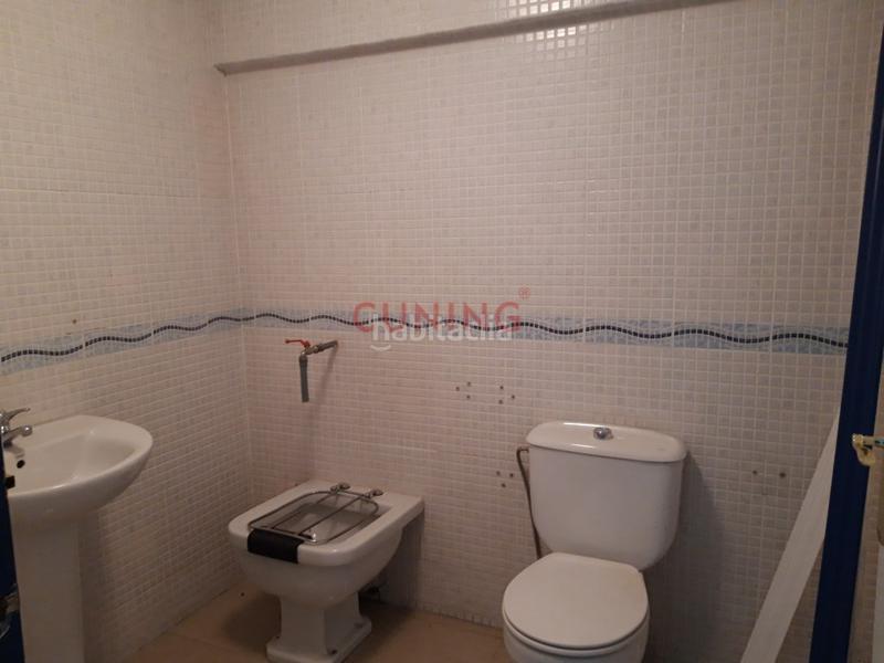 Foto 89b72b09-0a13-4339-806d-cc4251d23fd5. Alquiler oficina excelente localoficina situado en el Centro , ideal para inicio de actividad. en Cáceres