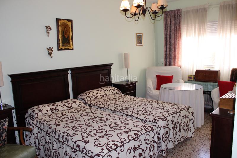 Foto f6f1ee51-e3b8-470c-a7dd-3c1b17dd6b90. Maison jumelée avec chauffage parking piscine dans Brazatortas