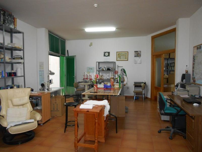 Foto c443abff-f734-4d1a-ac73-2b0677fe2544. Miete büro in n/a in El Perchel Ciudad Real
