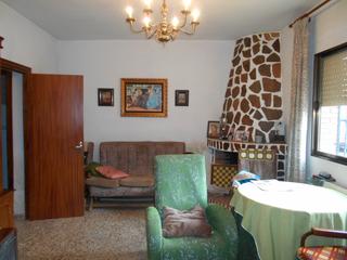 Maison  Calle juan de austria. Inmobiliaria correal les ofrece una casa en venta en piedrabuena
